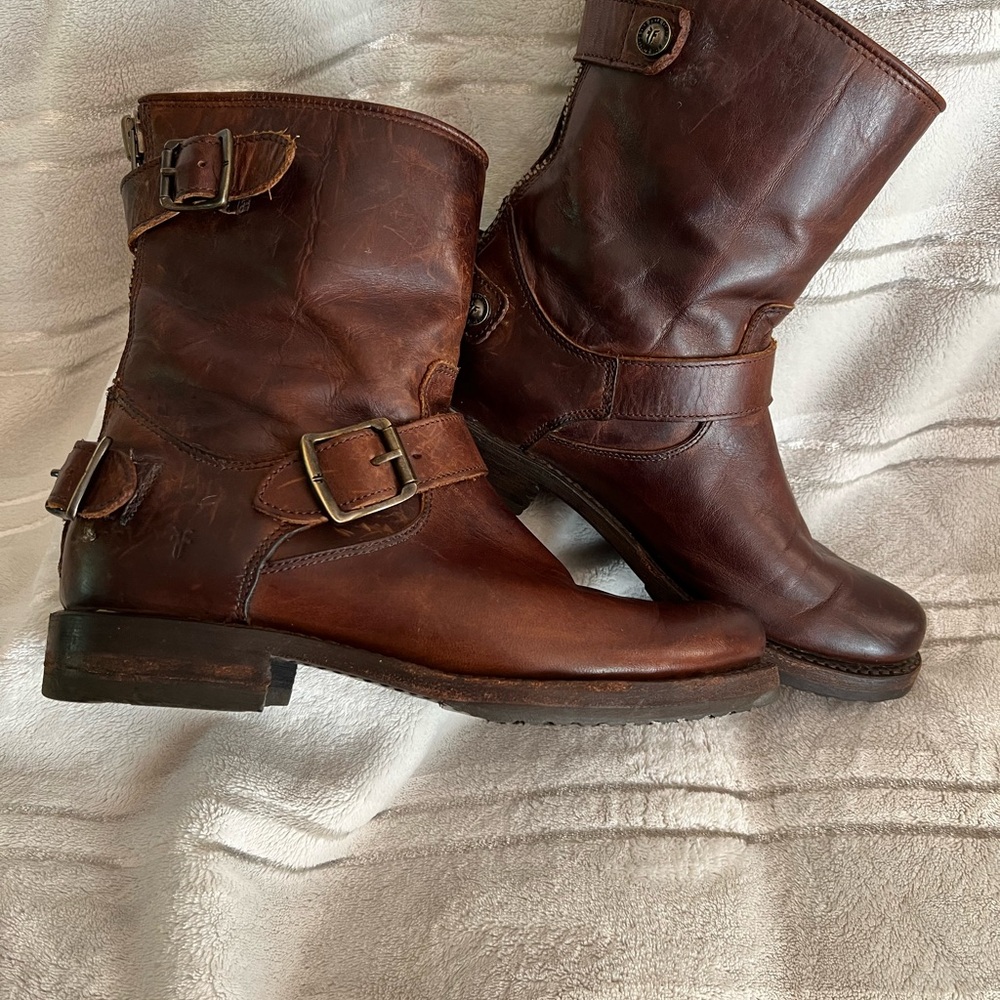 FRYE AND CO. Brown Combat & Moto Boots